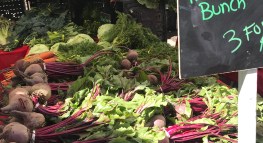 How To Teach Your Kids About Budgeting At The Farmer’s Market