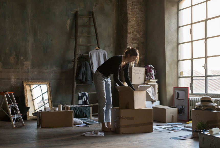 Moving? Here Are The 5 Best Apps To Sell Your Stuff