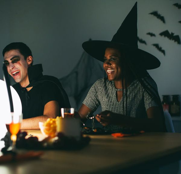 Spooktacular Ways to Save on an Epic Halloween