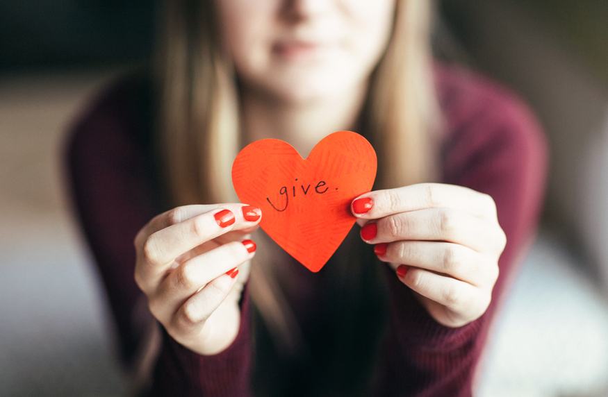 5 best credit cards when you make charitable donations